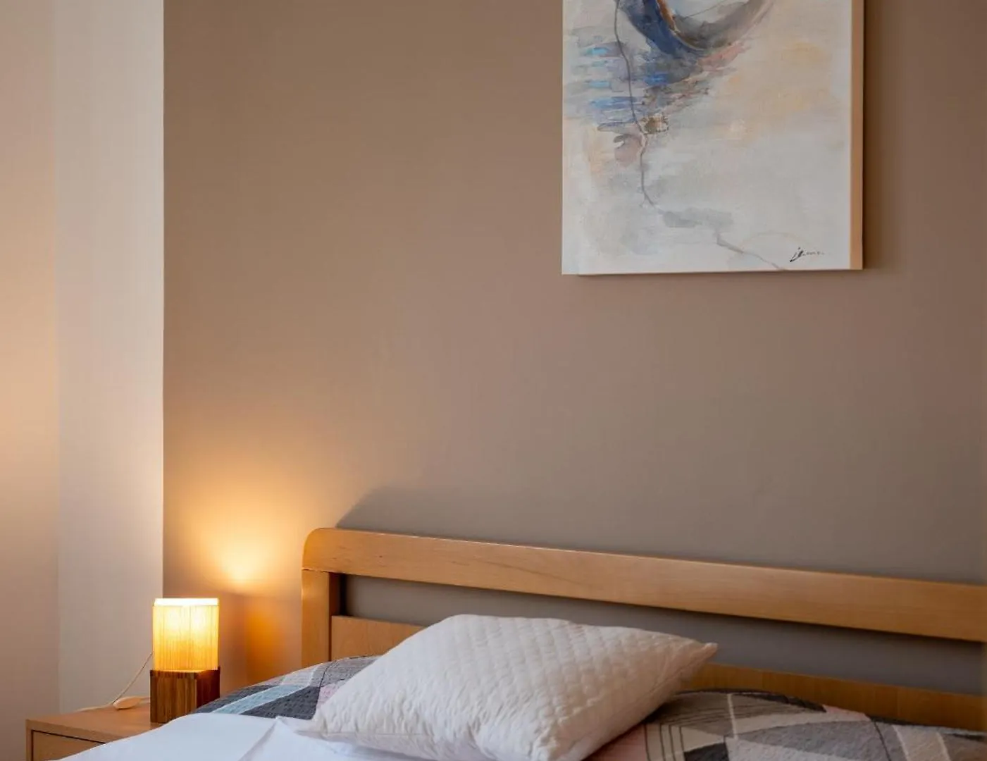 Apartment Wish - Two Bedrooms With 2 Ac Renewed Pag Town