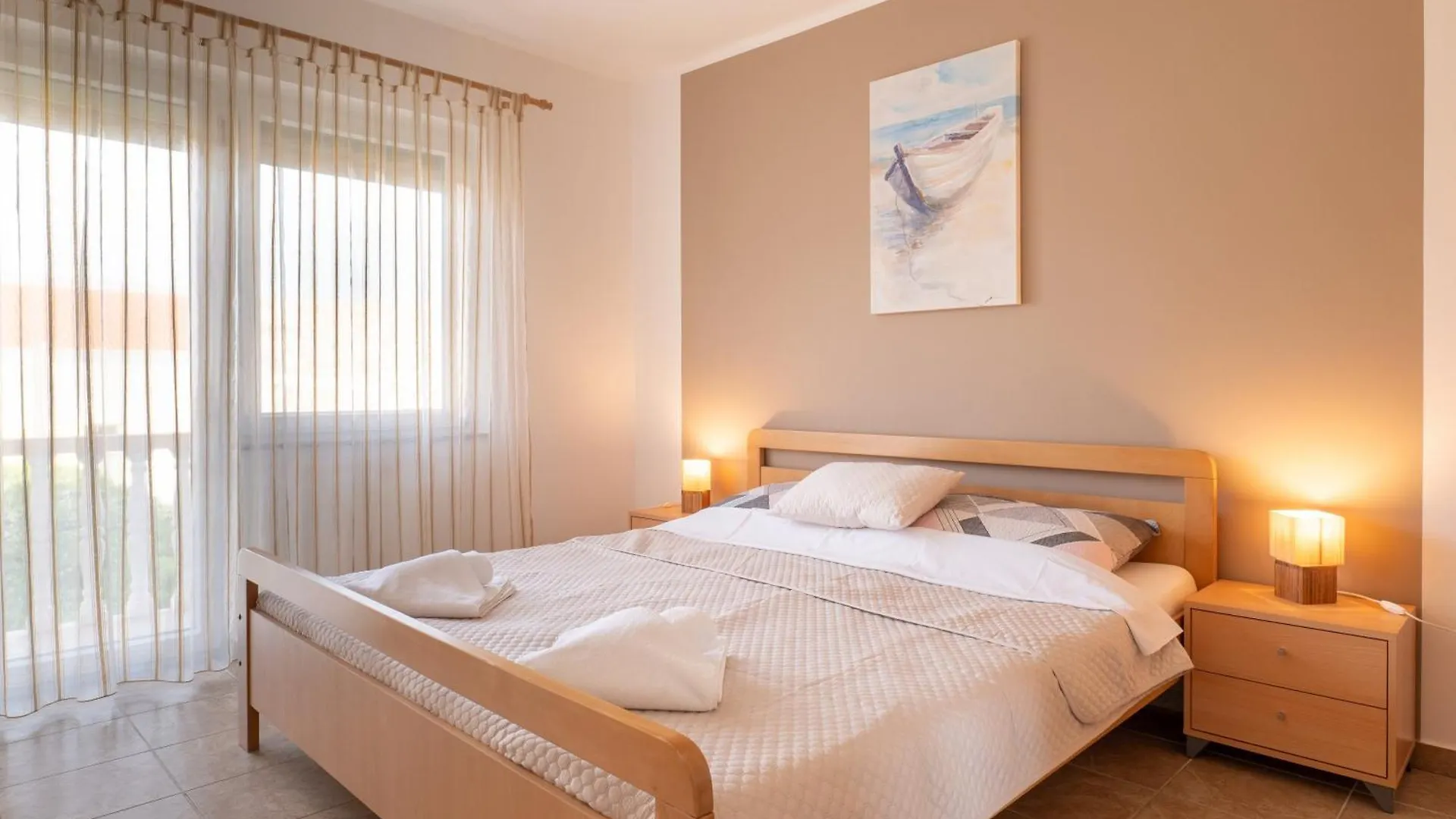 Apartment Wish - Two Bedrooms With 2 Ac Renewed Pag Town Κροατία
